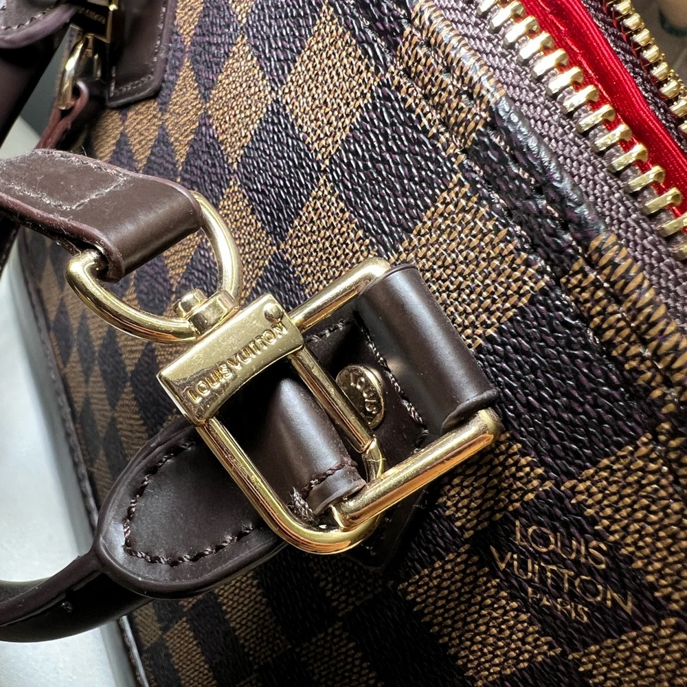 Brown Checkered Handbag (READ DESCRIPTION) - Picture 8 of 8